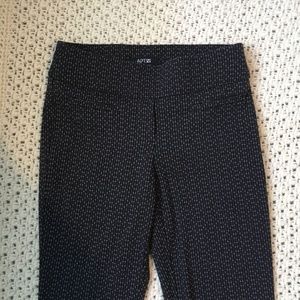 Stretchy Patterned Trousers